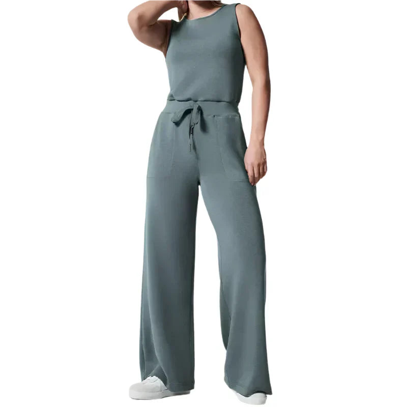 Alessia – Women's Sleeveless Lightweight Jumpsuit for Summer Comfort