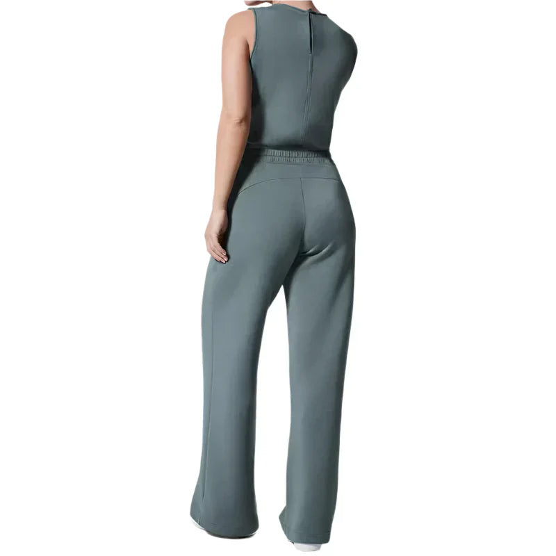 Alessia – Women's Sleeveless Lightweight Jumpsuit for Summer Comfort