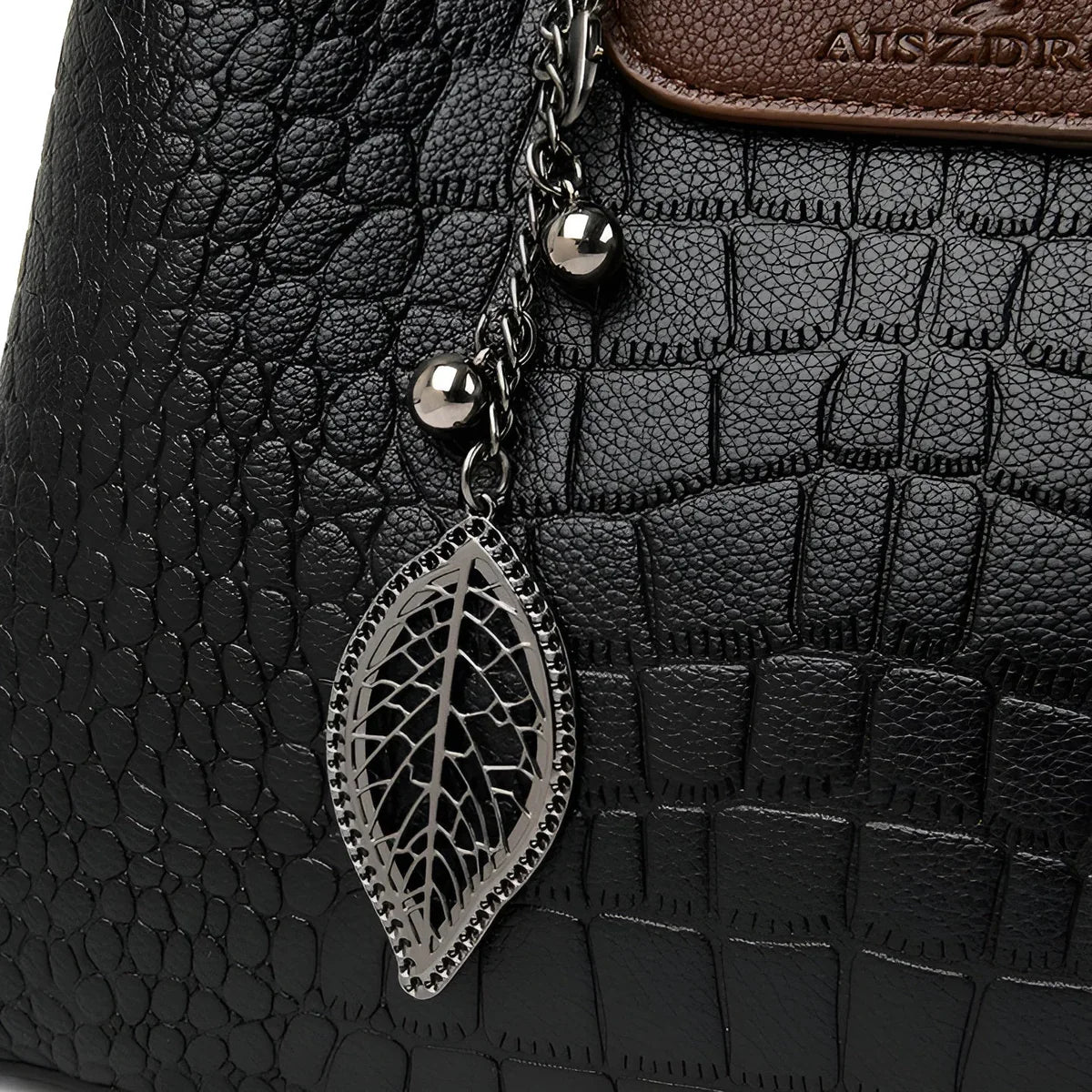 Elena – Structured Croc-Pattern Handbag | Stylish Utility with Everyday Charm