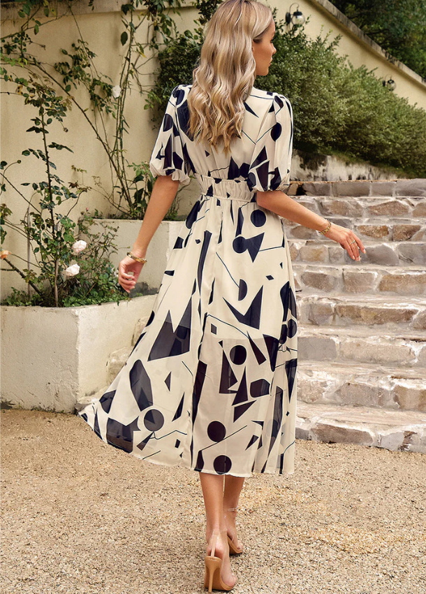 Faye | Flattering Floral Midi Dress