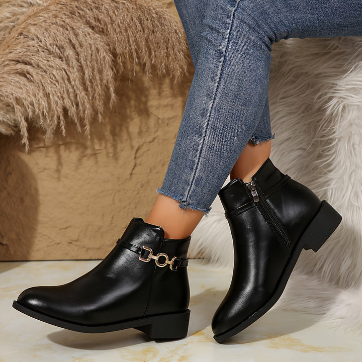 Adèle – Everyday Elegance and Comfort