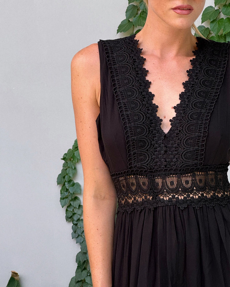 V-neck lace tank dress – sleeveless summer midi with airy lace detail