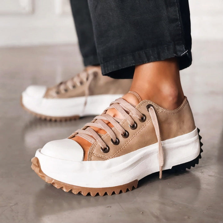 Valeria | Chic & Cozy Platform Footwear