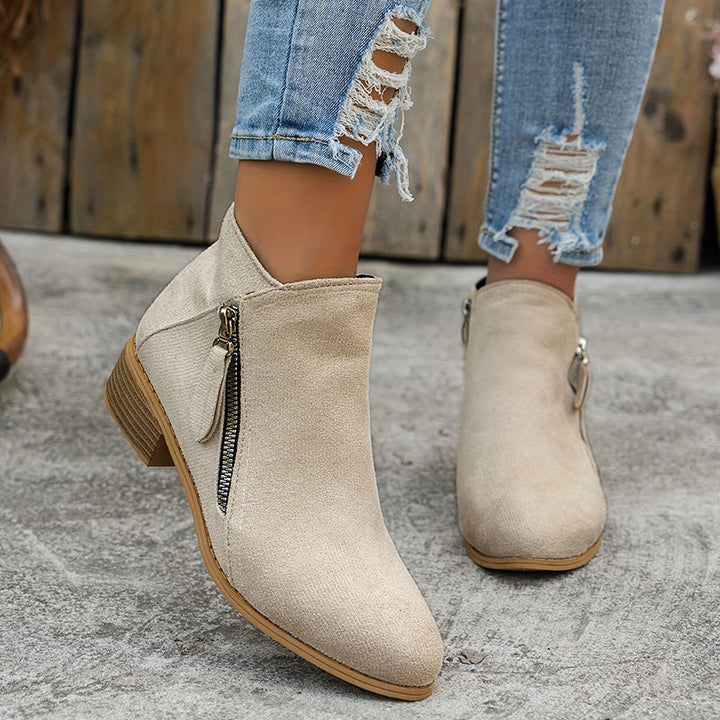Amadea – Cozy Boots Designed for Sensitive Feet