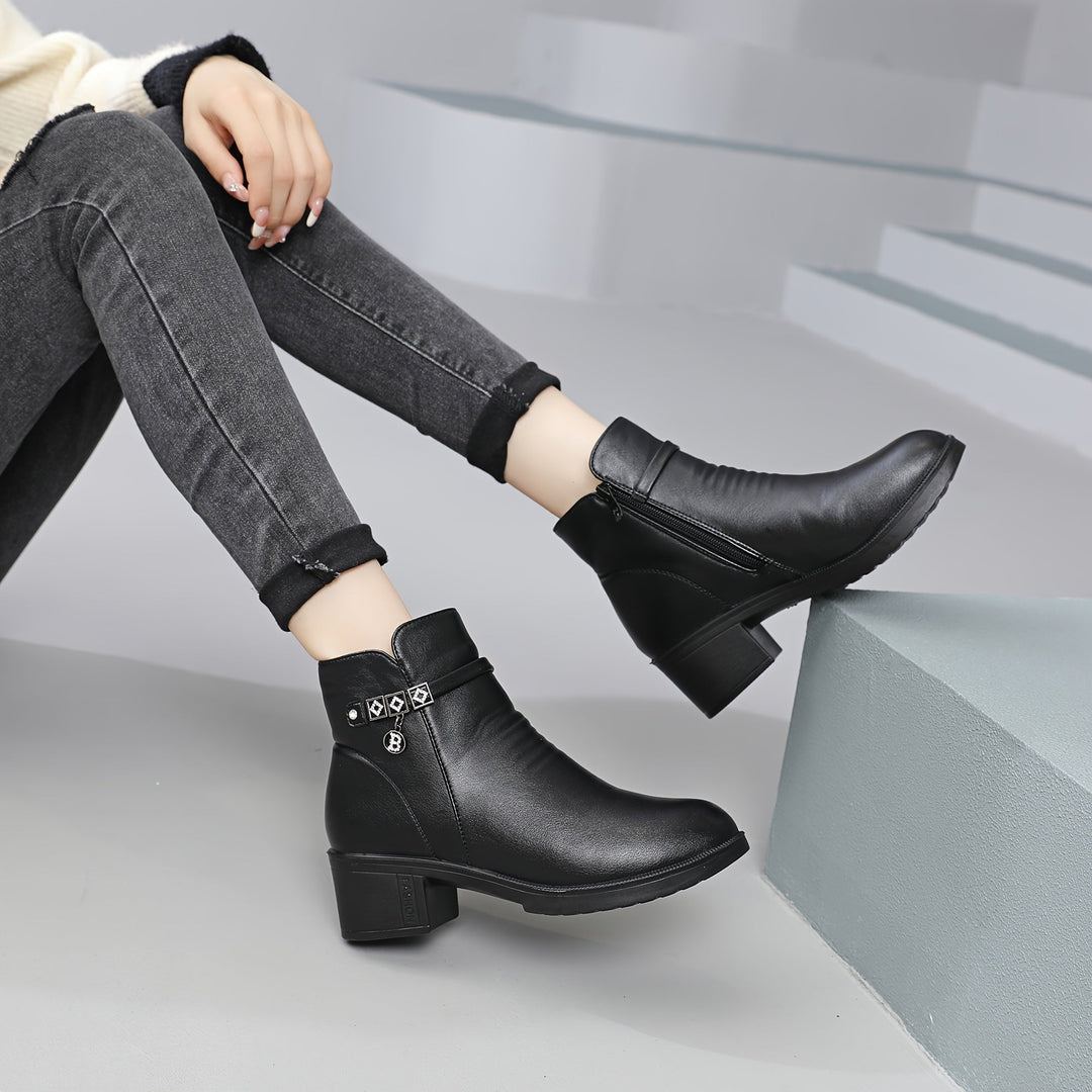 Noémie – Cozy Winter Ankle Boots
