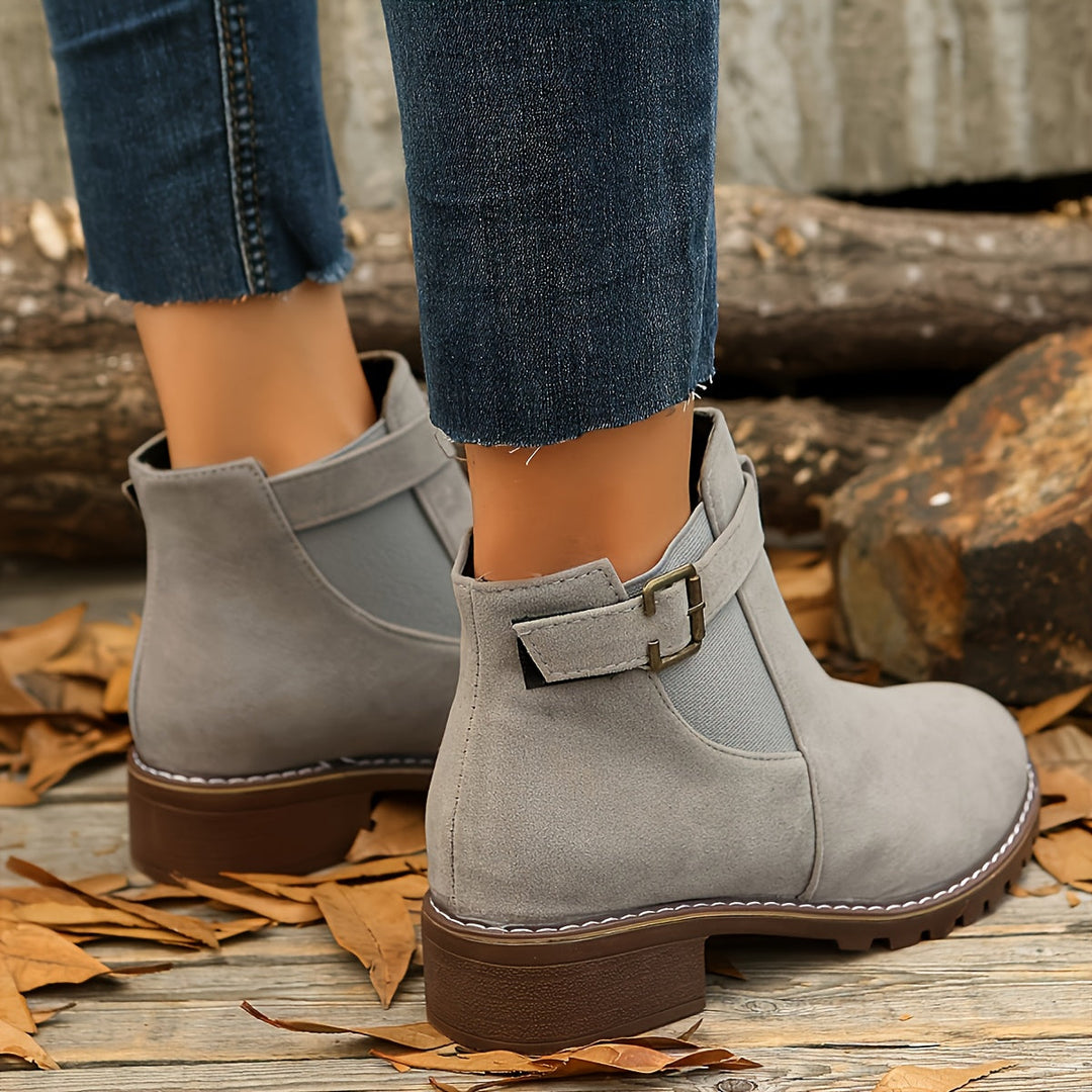 Clara – Chic Ankle Booties