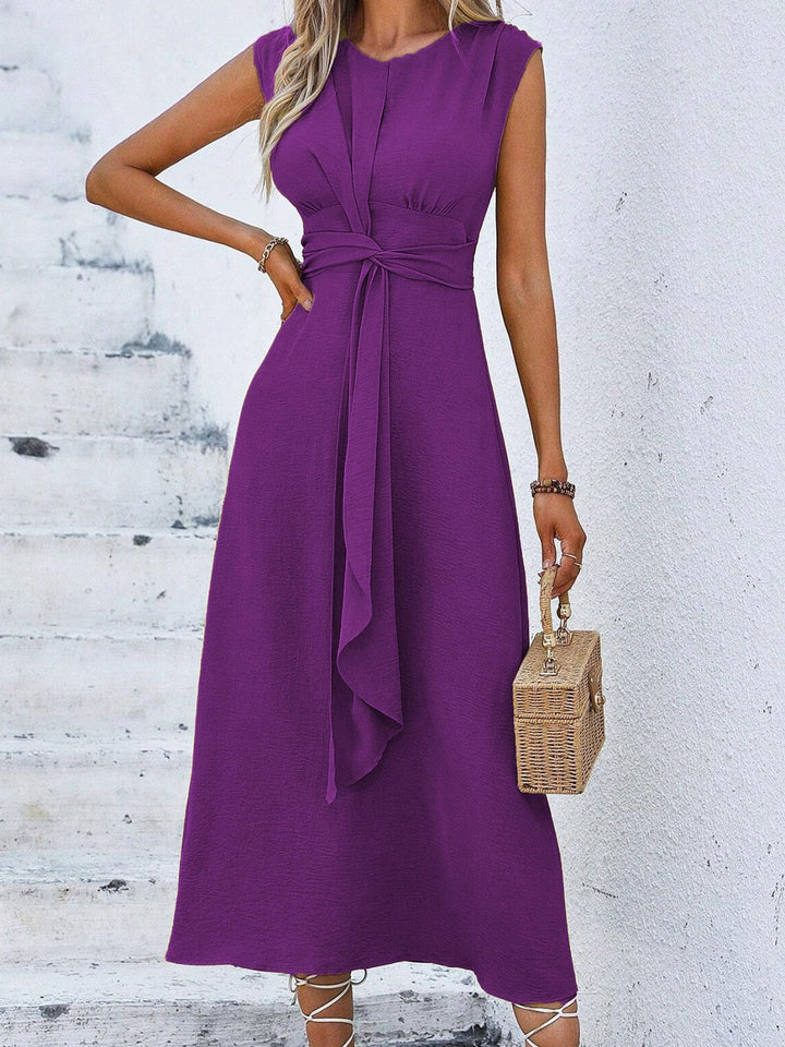 Eva™ | Timeless sleeveless midi dress with flattering waist tie