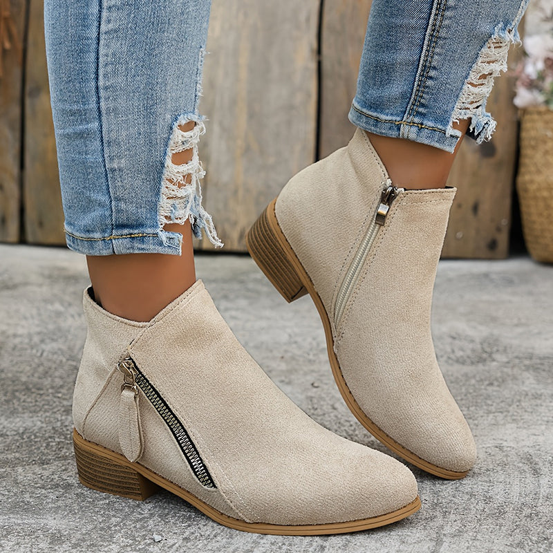 Amadea – Cozy Boots Designed for Sensitive Feet