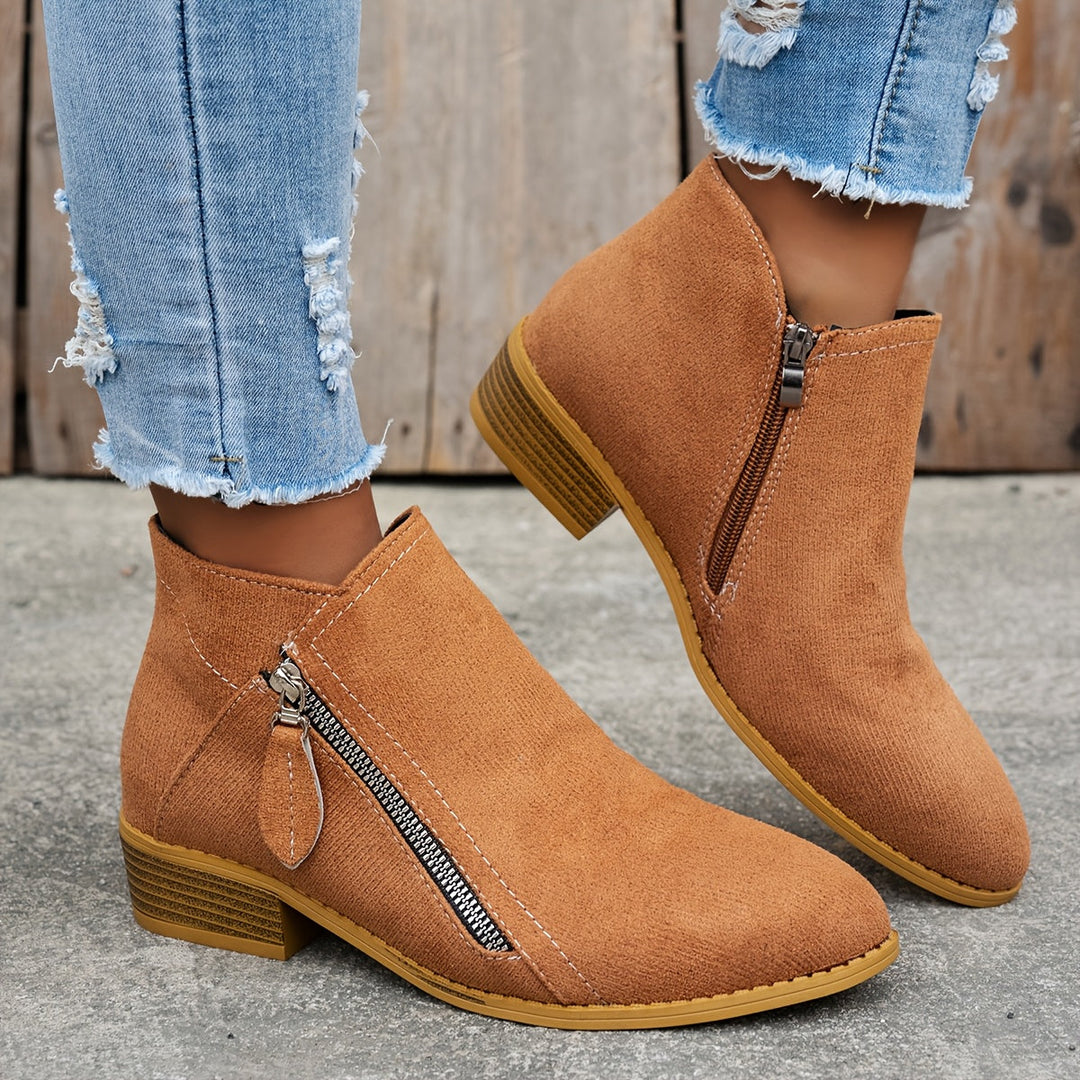Amadea – Cozy Boots Designed for Sensitive Feet