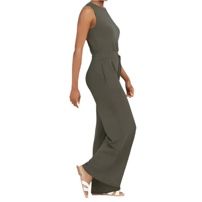 Alessia – Women's Sleeveless Lightweight Jumpsuit for Summer Comfort
