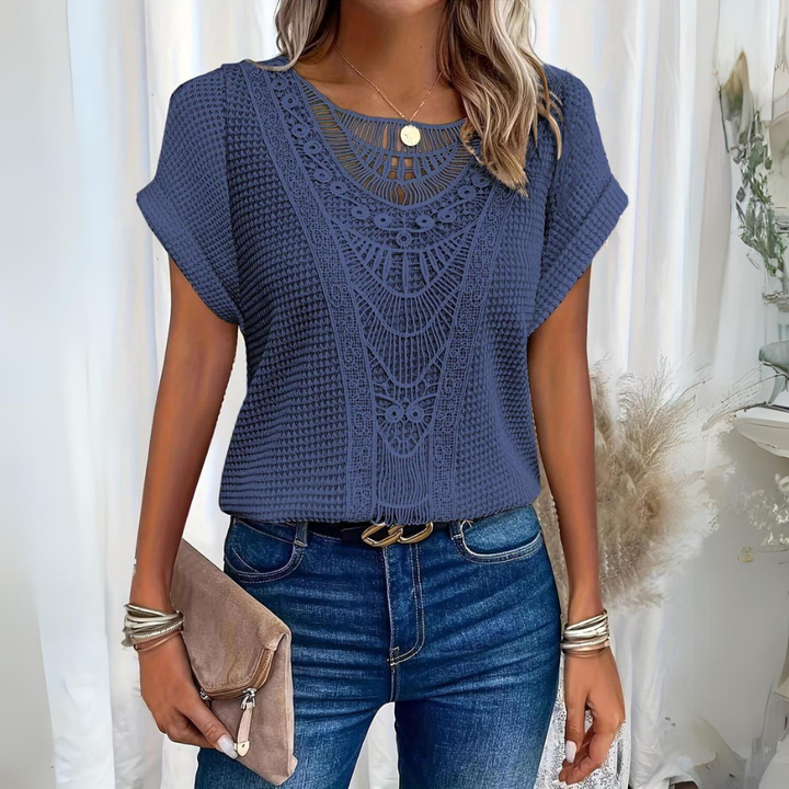 Quinn™ | Elegant Lace Detail Top