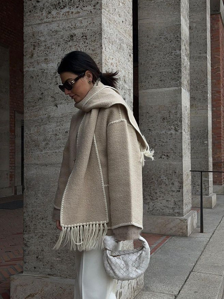 Lornbridge™ - Coat with Elegant Fabric Scarf