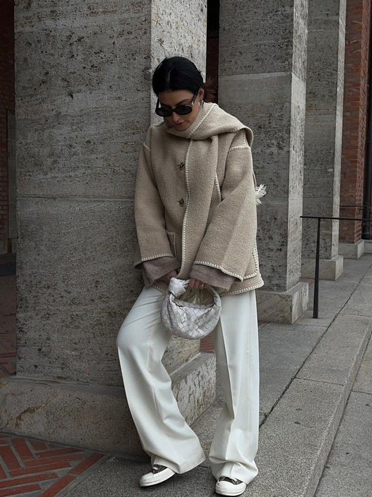 Lornbridge™ - Coat with Elegant Fabric Scarf