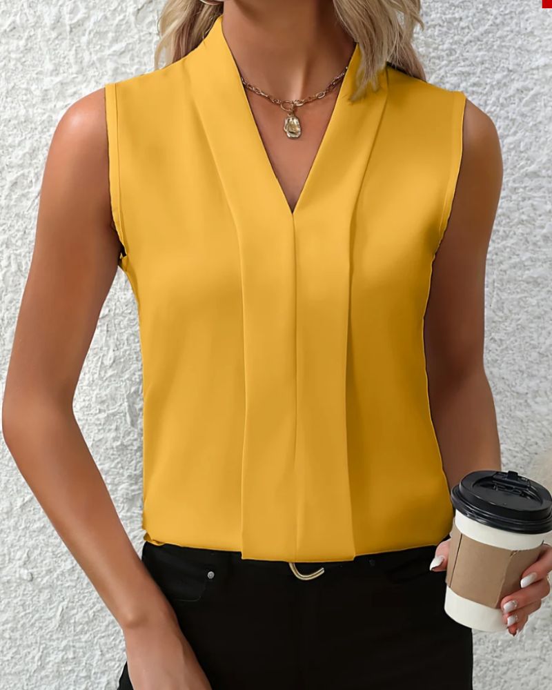 Nicole™ | Relaxed Fit V-Neck Top
