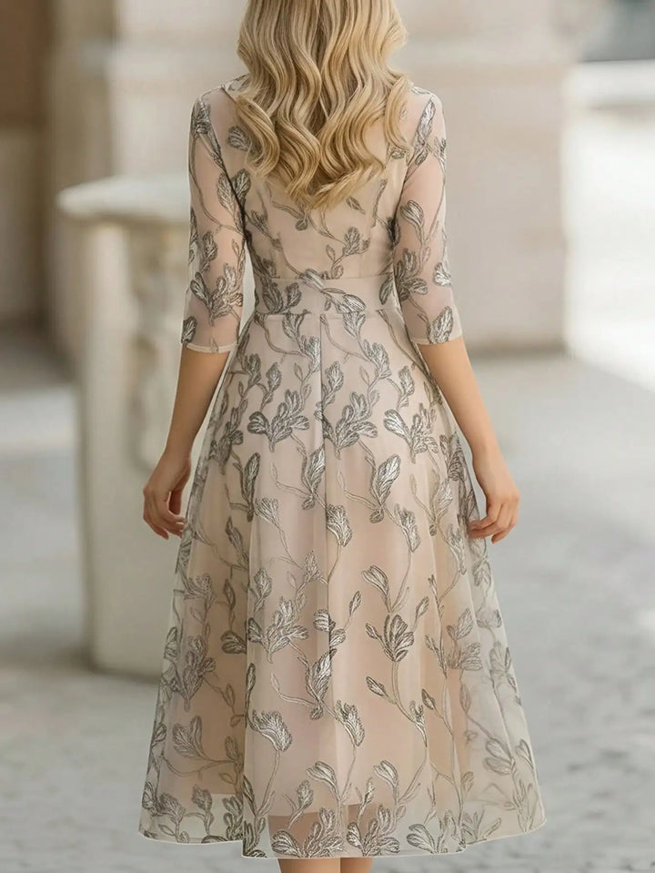 Arabella™ | Embroidered Midi Dress
