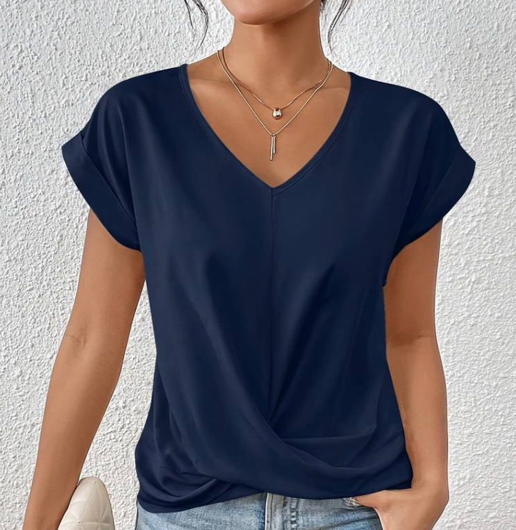 Sophie™ | ELEGANT V-NECK SHIRT WITH TUMMY COVERAGE
