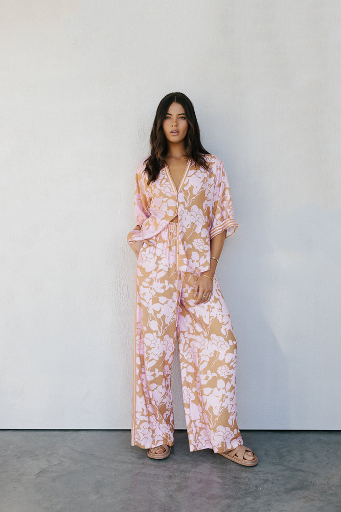 Tripoli Set Tan Floral