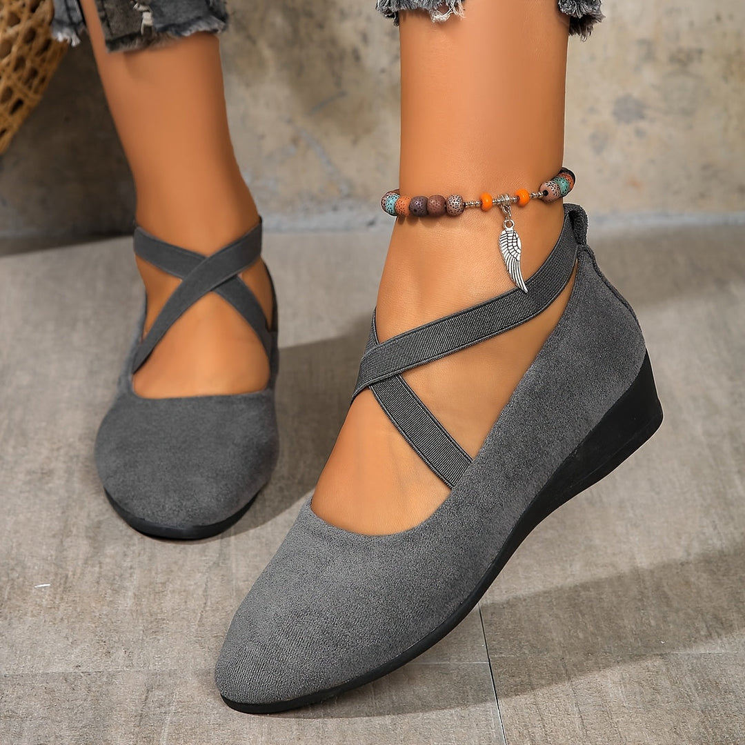 Élise – Elegant Cross-Strap Ballerina Flats for Ultimate Comfort