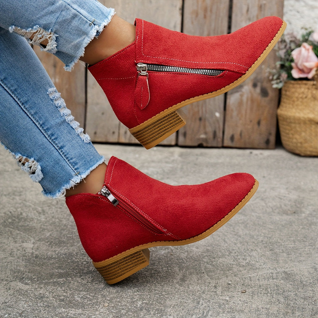 Amadea – Cozy Boots Designed for Sensitive Feet