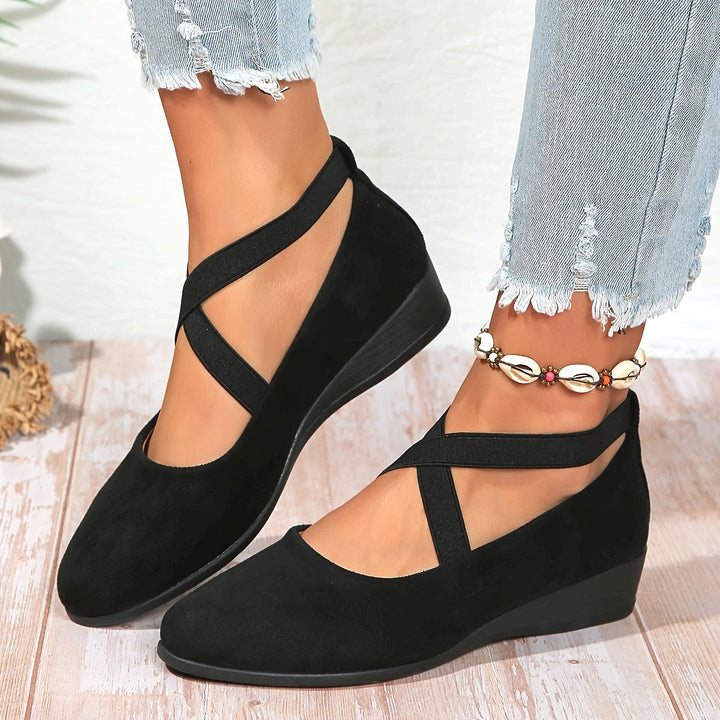 Élise – Elegant Cross-Strap Ballerina Flats for Ultimate Comfort