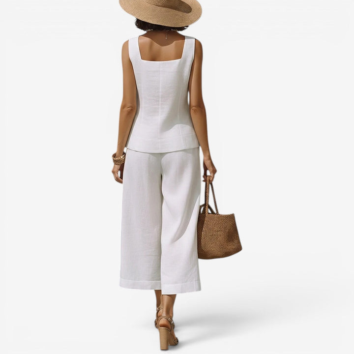 Khalia™ Set in linen with square neckline