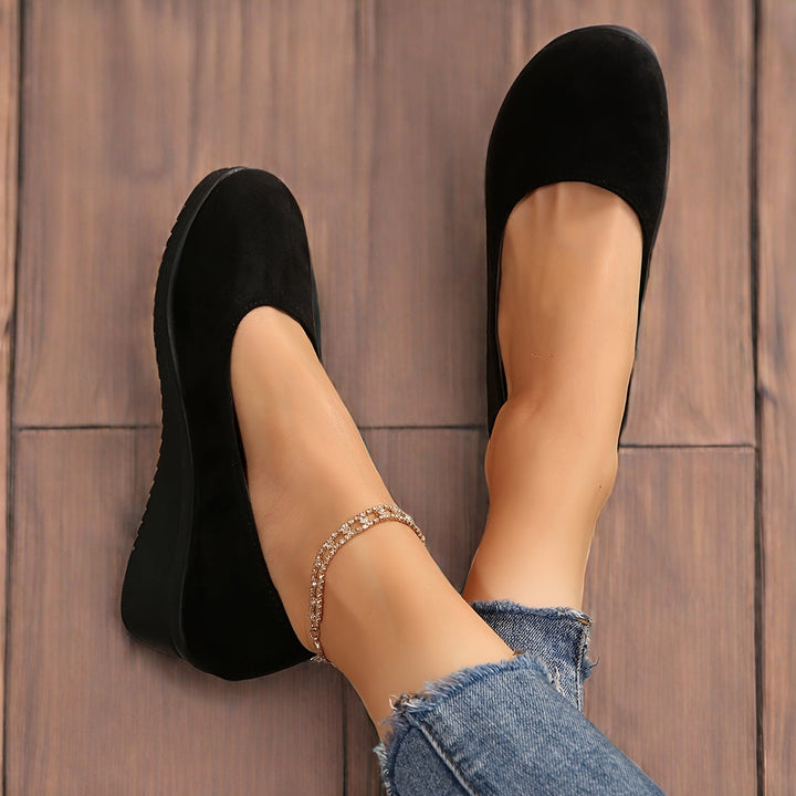 Orthéa – Comfort Wedge Shoes Designed to Alleviate Plantar Pain