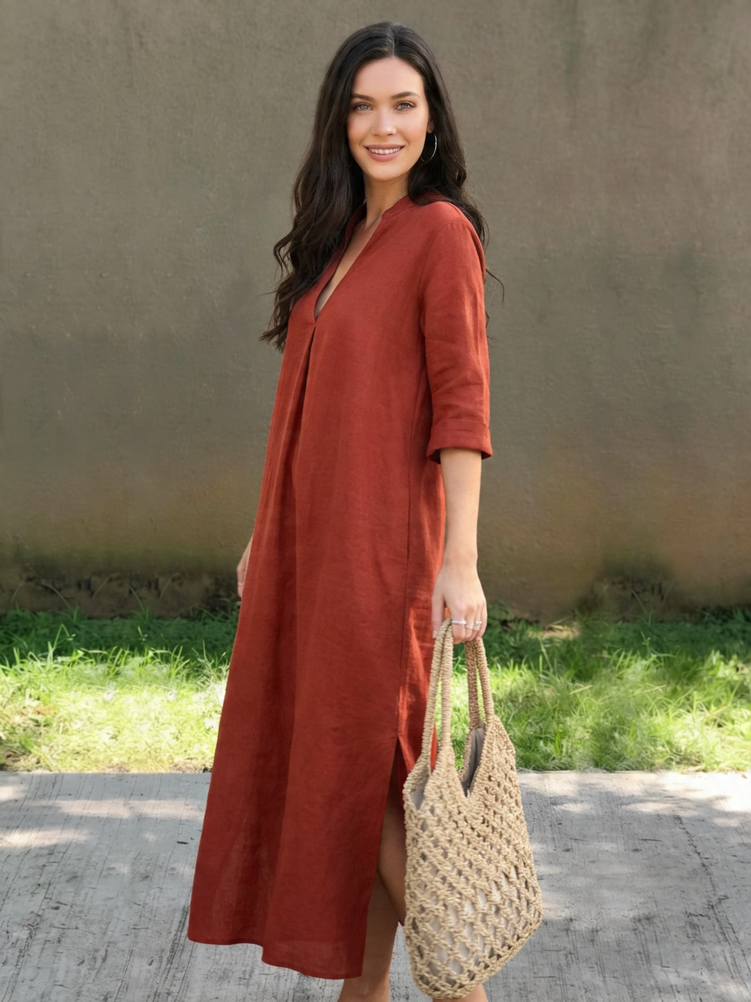 Olivia™ | Classic V-Neck Maxi Dress