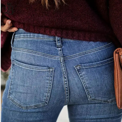 Léonie – Women’s Casual Flared Jeans | Sculpting Fit and Effortless Elegance